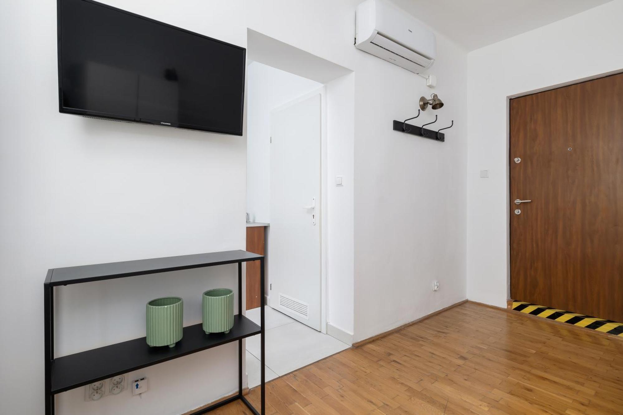 Studio Apartment With Ac - Dluga 65 Cracovia Exterior foto